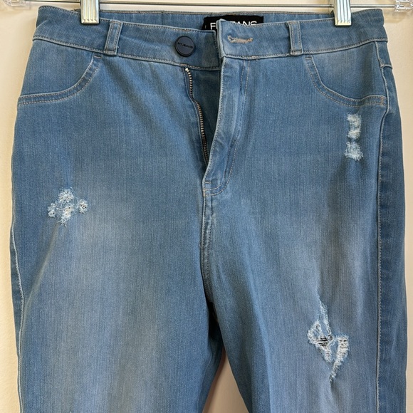 Fit Jeans Light Distress Size M - Picture 3 of 7